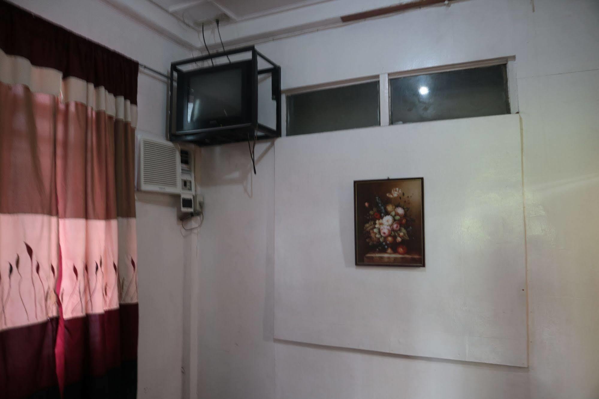 Newport Oak Pension Inn Tagbilaran City Exterior foto