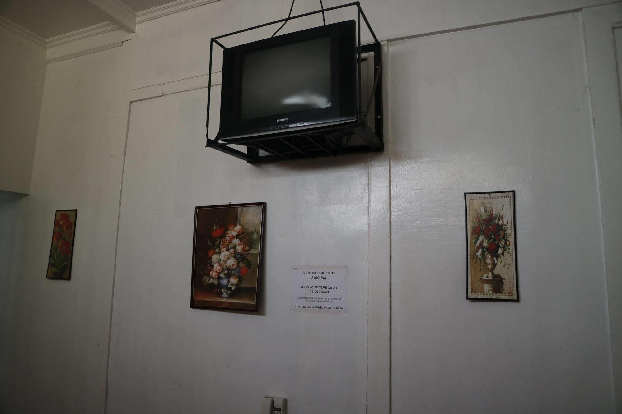 Newport Oak Pension Inn Tagbilaran City Exterior foto