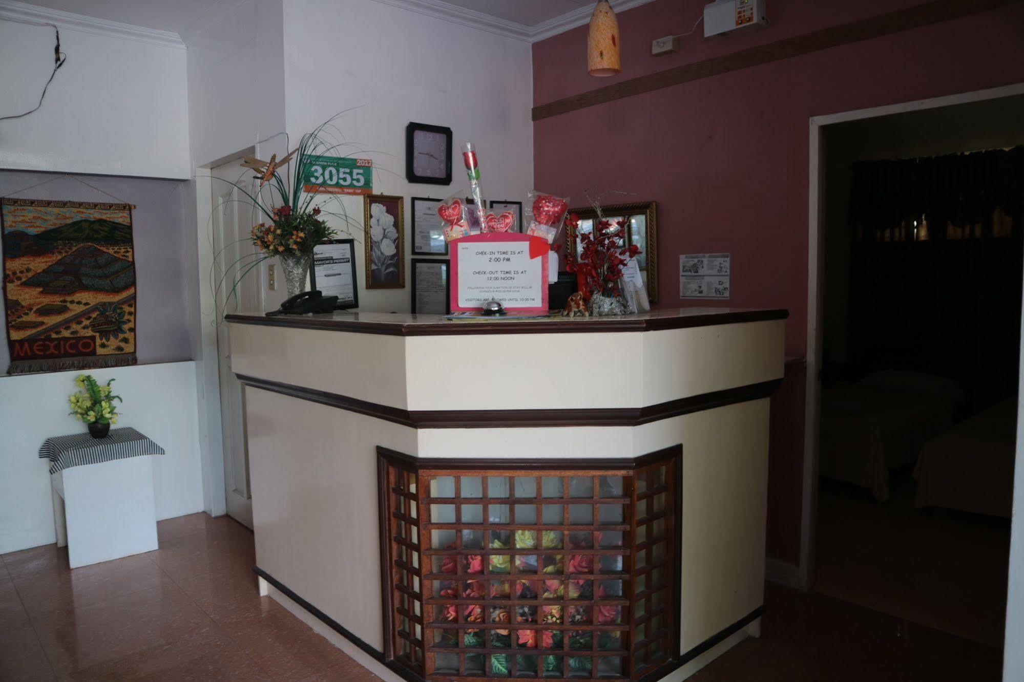 Newport Oak Pension Inn Tagbilaran City Exterior foto