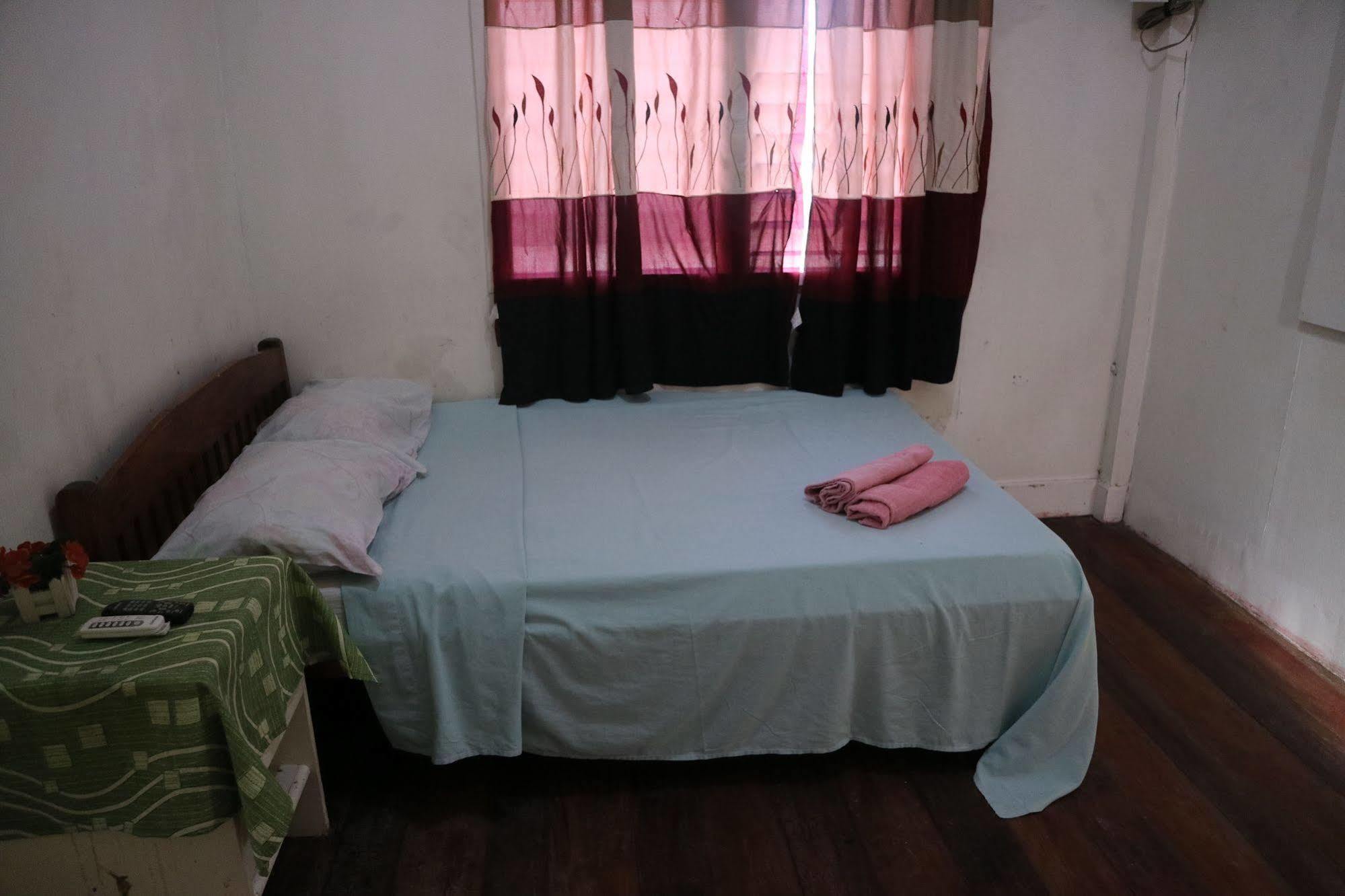 Newport Oak Pension Inn Tagbilaran City Exterior foto