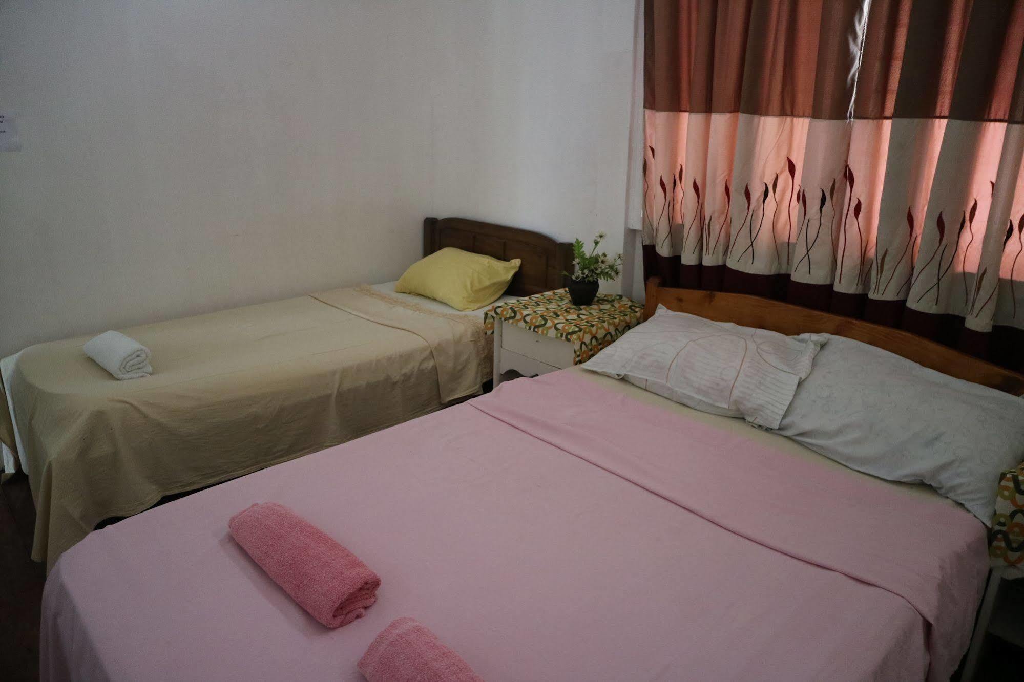 Newport Oak Pension Inn Tagbilaran City Exterior foto